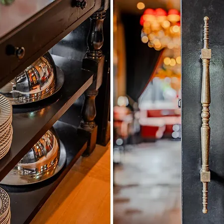 招待所 Boutique Code Rose 3*