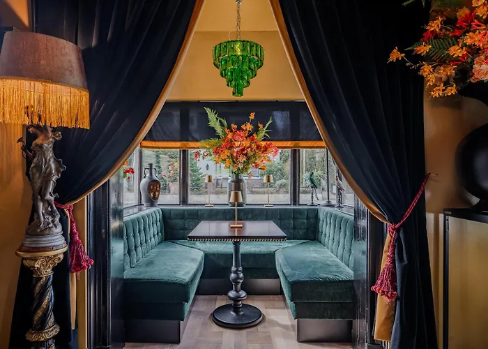 Boutique Code Rose 3*