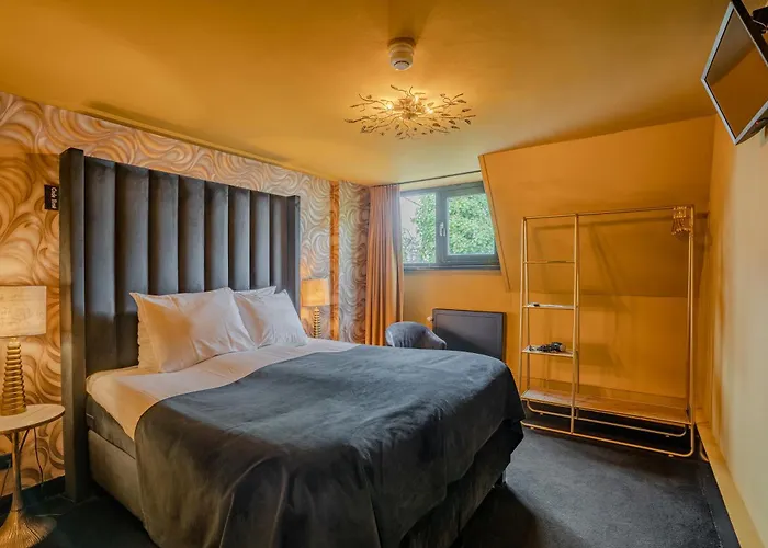 Boutique Code Rose 3* Noordwijk