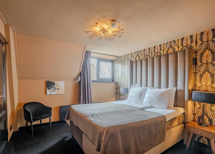 Boutique Code Rose 3* Noordwijk